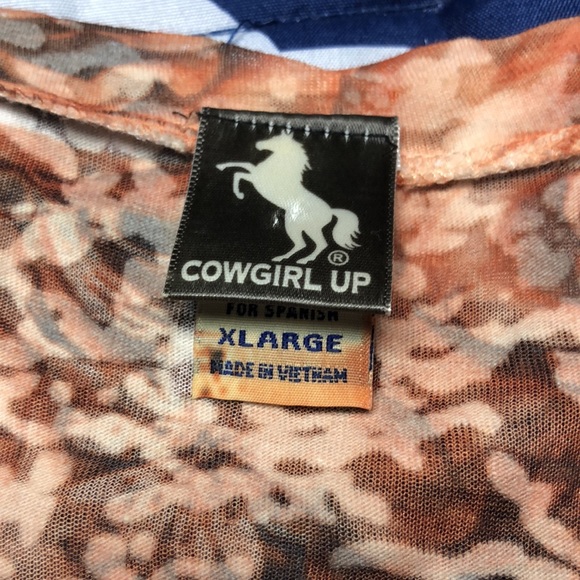 Cowgirl Up Ladies Short sleeve tee, size XL - Picture 3 of 7